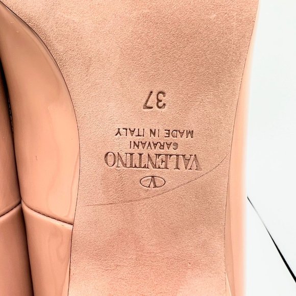 Valentino Garavani Patent Leather Ankle Strap Pumps w Valentino VLOGO Charm - Picture 11 of 11